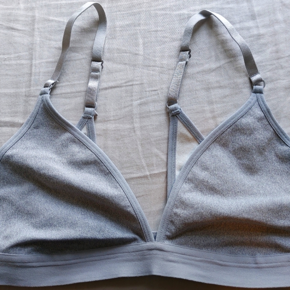 Fabletics Brand New Gray Lounge wear bra